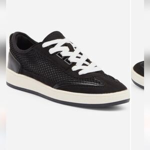 Ann Klein Abriela Low Top Sneakers
